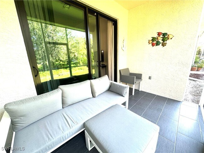 Photo - 7790 Woodbrook Cir Unidad 2603