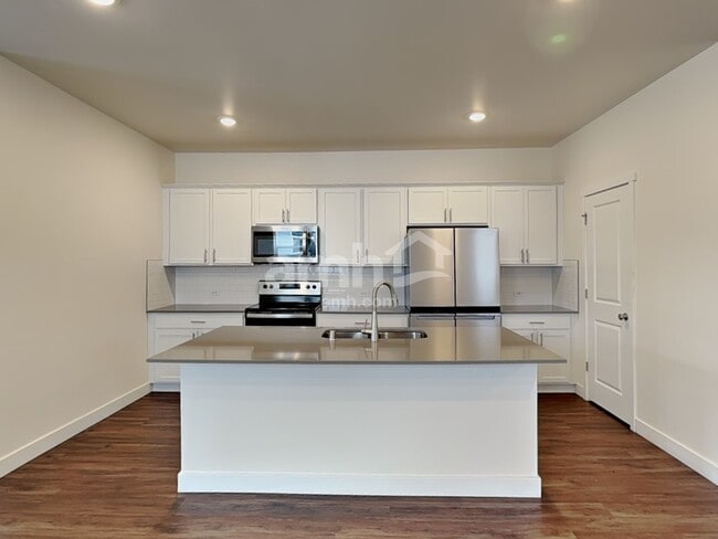 Photo - 4814 87th Ave NE