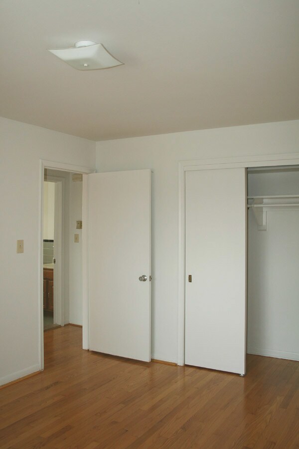 Photo - Amber Court Apartments