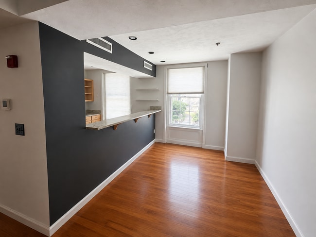 Photo - 122 Washington St Unit Apt. 3