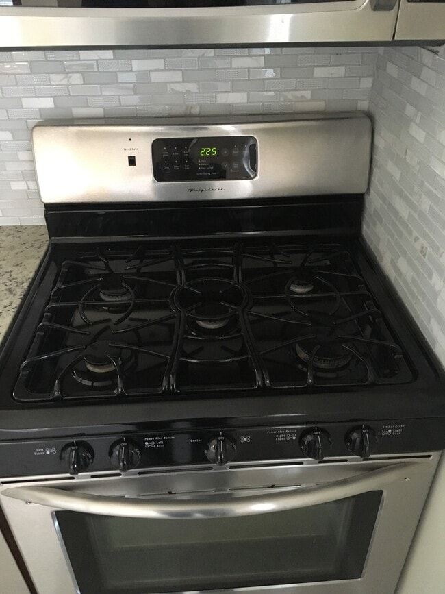 Photo - 1412-1414 Virginia Ave Unit 1412