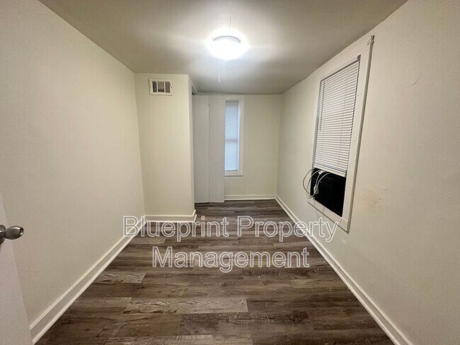 Photo - 3729 Pine Ave SW