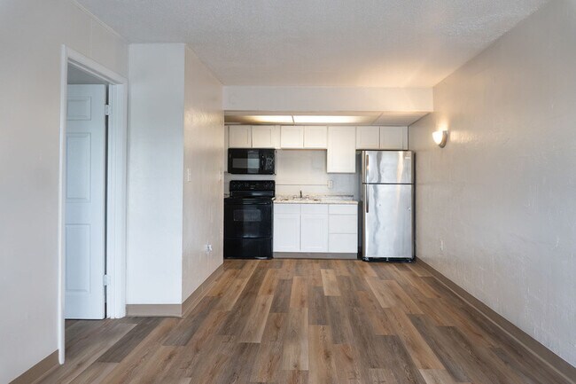 Photo - 2765 W Tharpe St