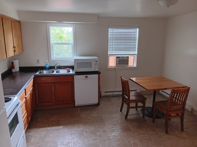 Photo - 627 NE Opal St Unit 627