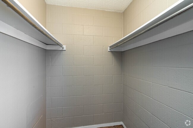 1BR-1BA-600SF