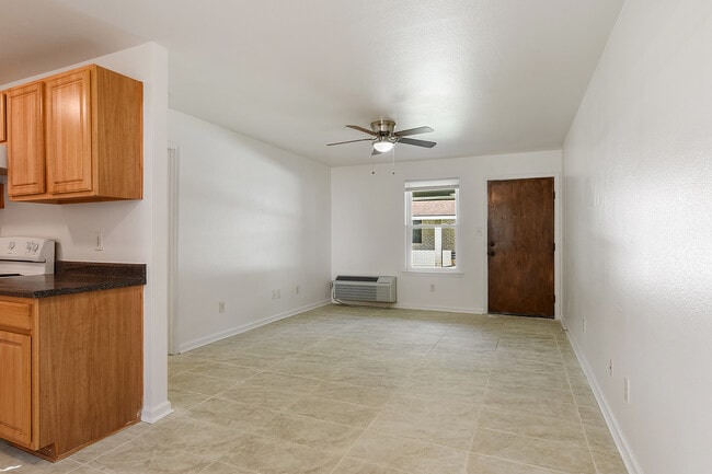 Sala de estar - 1050 Cousin St Unidad Apt. D
