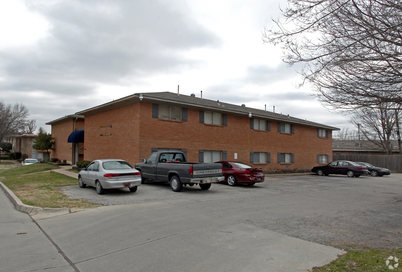Charmont - Charmont Apartments