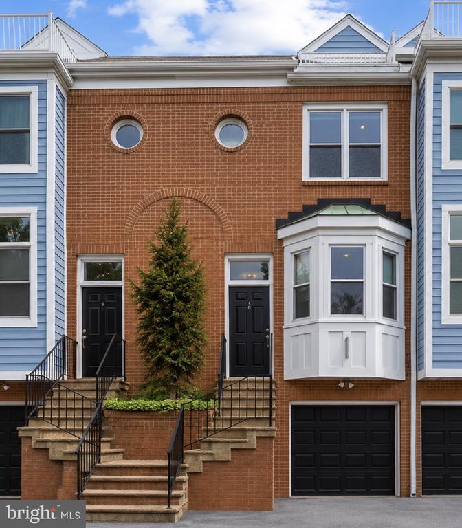 Photo - 1906 N Veitch St