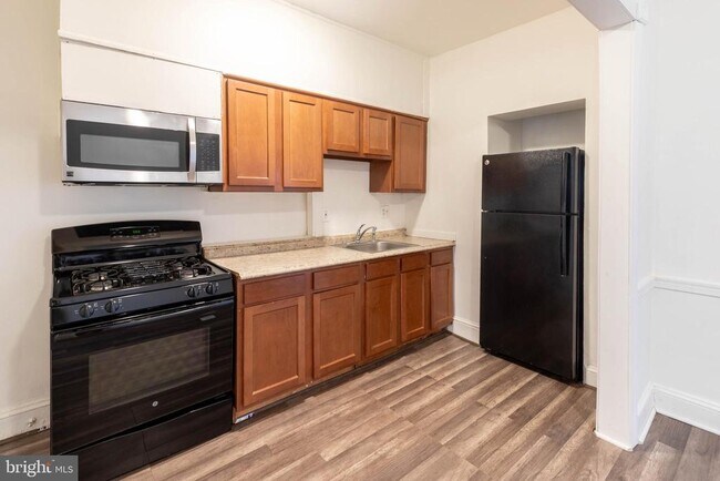 Photo - 4916 7th St NW