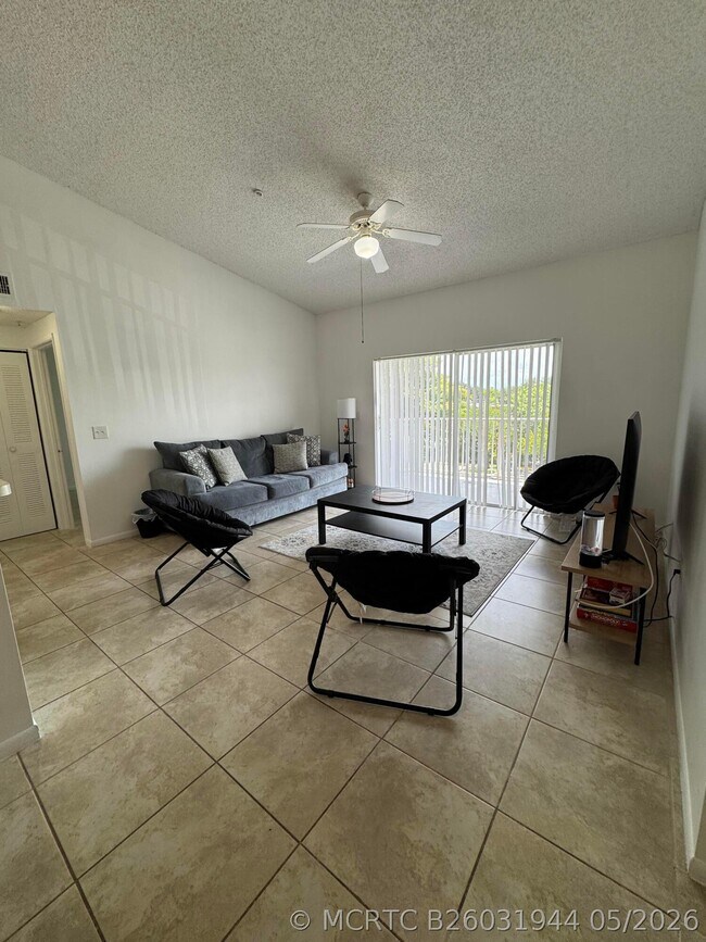 Photo - 6944 SW 39th St Unit B304