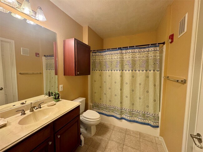 Photo - 7575 Kirby Dr