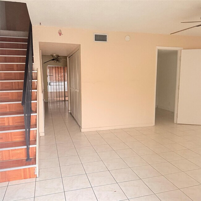 Photo - 6518 SW 41st St