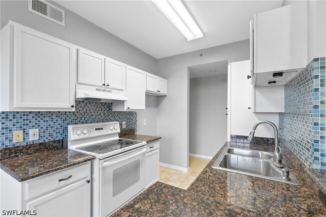 Building Photo - 7905 Preserve Cir Unit 126