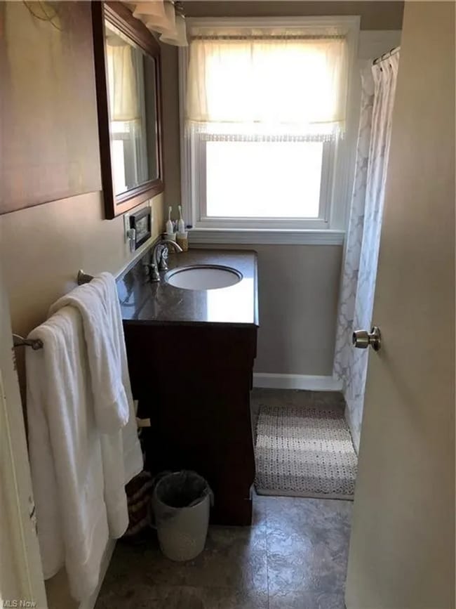 Photo - Spacious Two bedroom in Painesville!