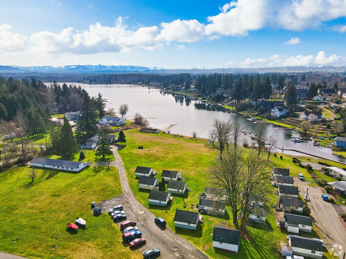 Photo - Lake Meridian Cottages