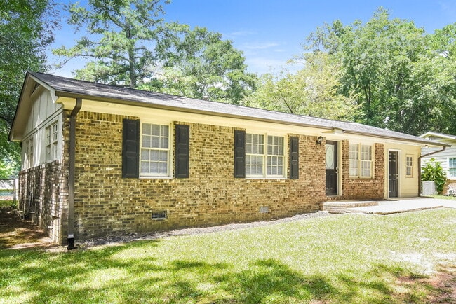 Photo - 851 Grayson Hwy