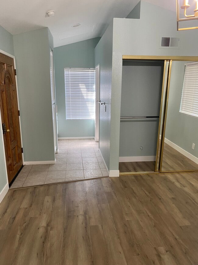 Building Photo - 29715 Quail Run Dr Unit GuestHouse