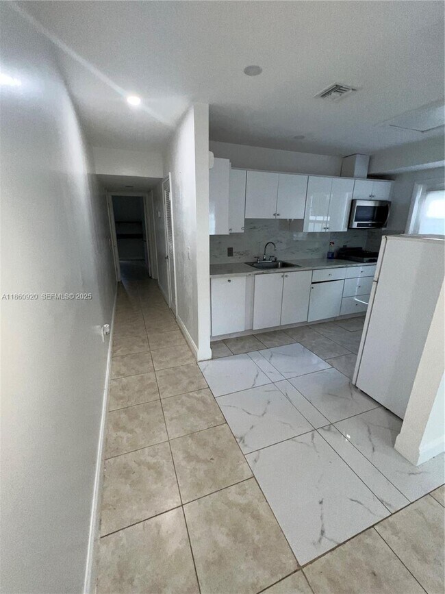 Photo - 382 NE 113th St Unit 0