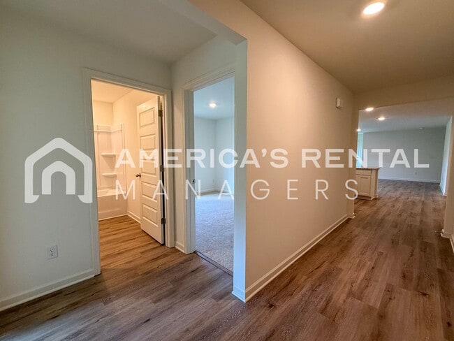 Photo - Home for rent in Chelsea! - SIGN A 13 MONTH LEASE BY 06/30/26 TO RECEIVE A $250 DISCOUNT ON YOUR ...