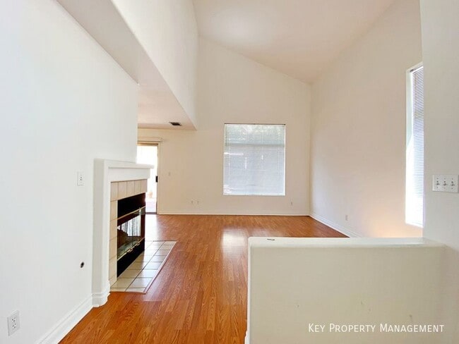 Photo - 198 Chadwell Ct