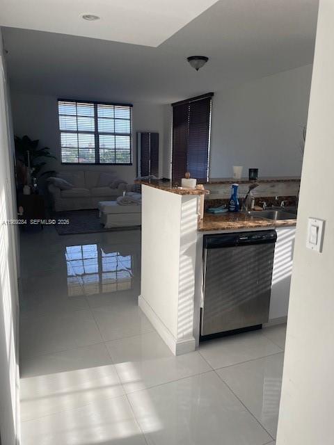 Photo - 215 SW 42nd Ave Unidad 602