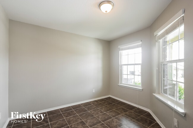 Photo - 7019 Phoebe View