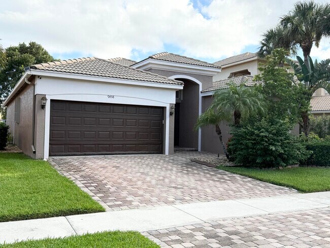 Building Photo - 7458 Via Luria Rental
