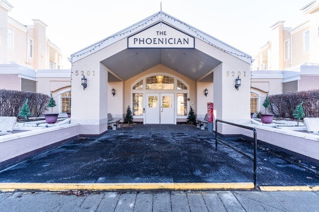 Photo - 5201-5201 Dalhousie Dr NW