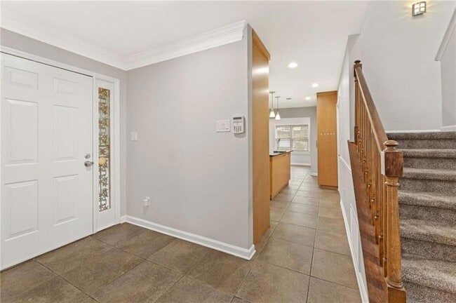 Photo - 1486 Briaroaks Trail NE