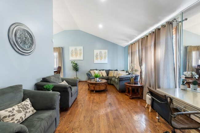 Photo - 5000 190th St Unidad ID1285036P