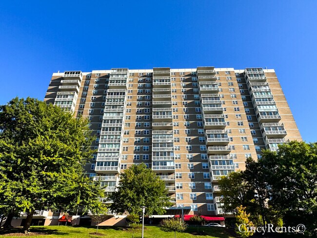 Photo - 2444 Madison Rd Unidad 1901