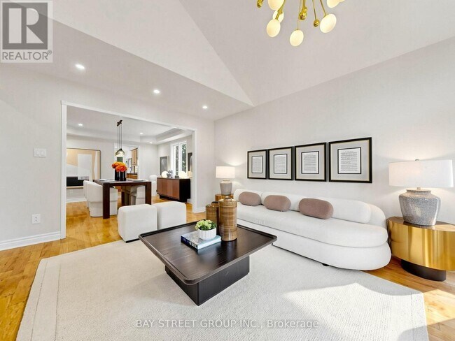 Photo - 98 Brookeview Dr