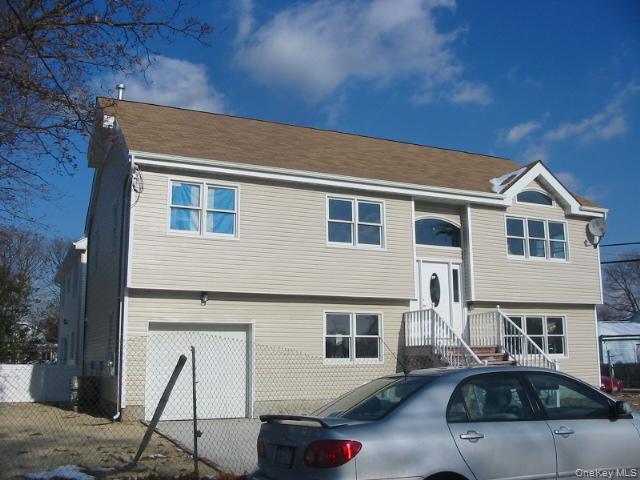 Building Photo - 94 Roger Ave