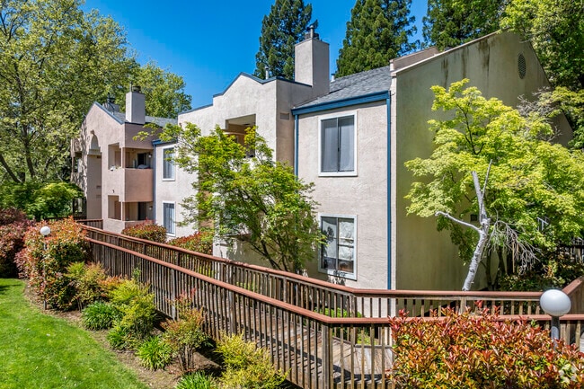 Primary Photo - Woodside Creek