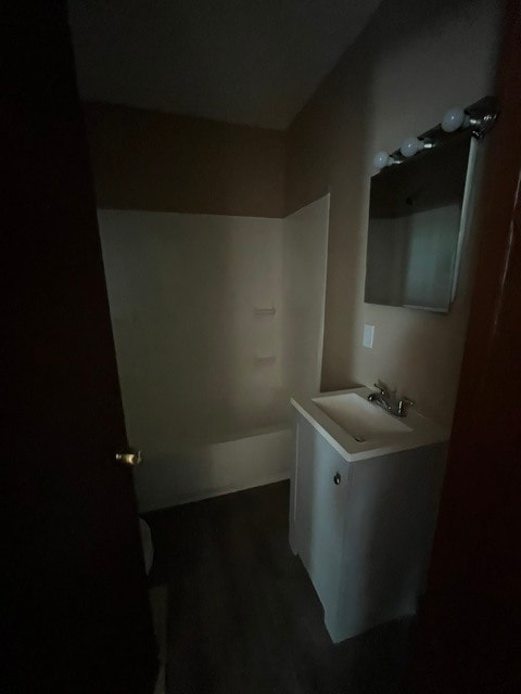 Photo - 156 Ave. C