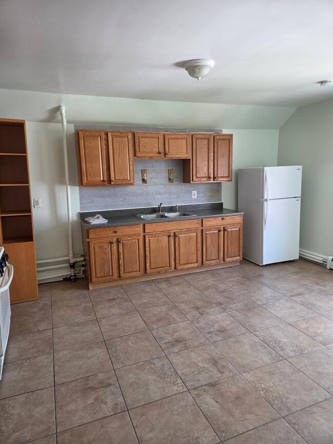 Photo - 818 Madison Ave Unit 3