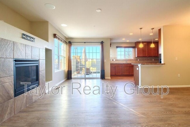 Photo - 14300 Waterside Ln
