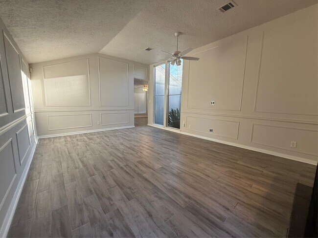 Photo - 12800 Briar Forest Dr