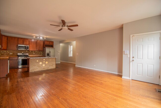 Photo - 2328 W Washington Blvd