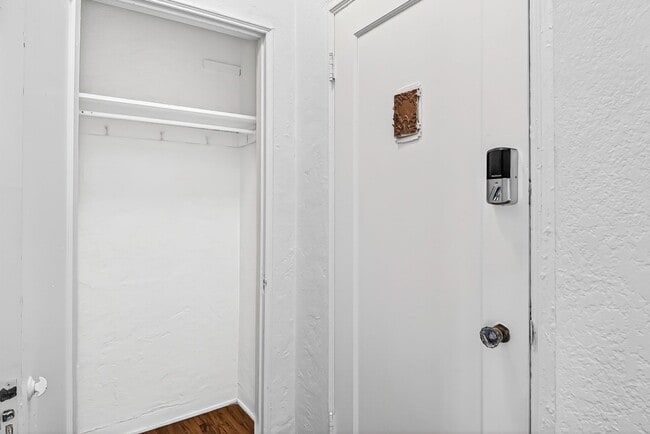 Photo - 1503 S Shenandoah St Unidad 103