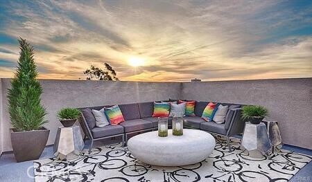 826 Brickyard Ln