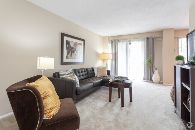 2 habitaciones, 2 baños - 1000 pies cuadrados - Clásico - Trillium