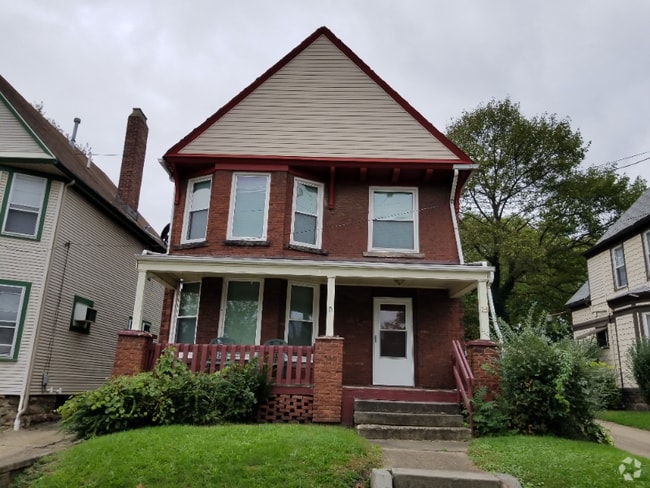 Building Photo - 34 S Adams St Rental