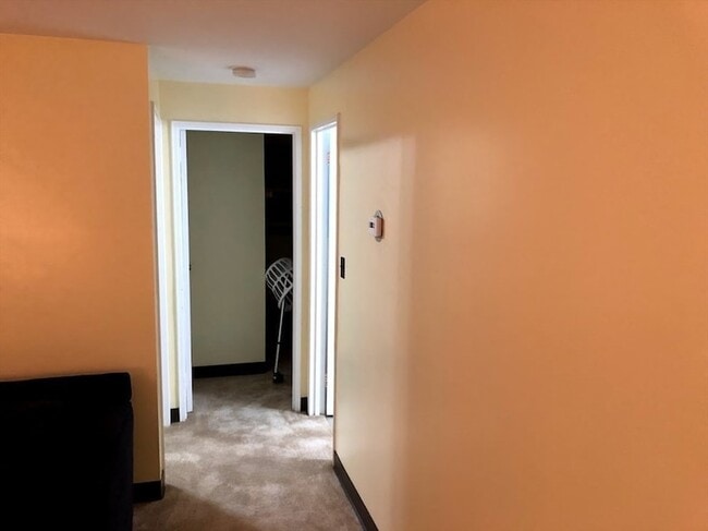 Photo - 15 Saran Ave Unit Room