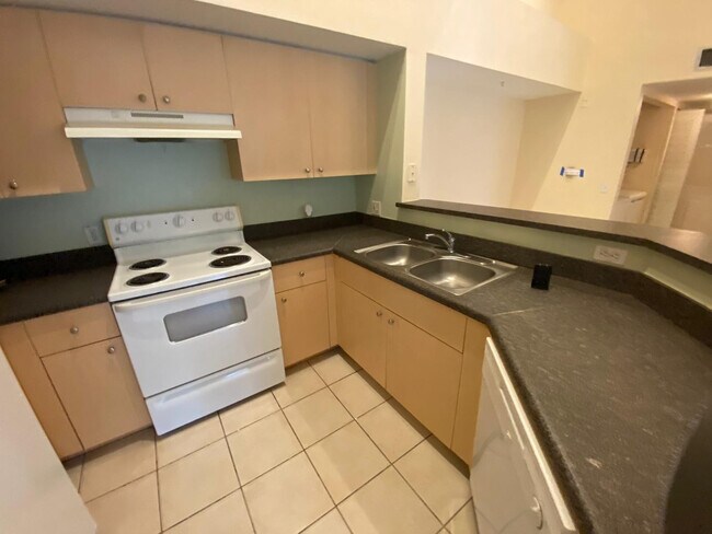 Photo - 4211 San Marino Blvd Unit 305