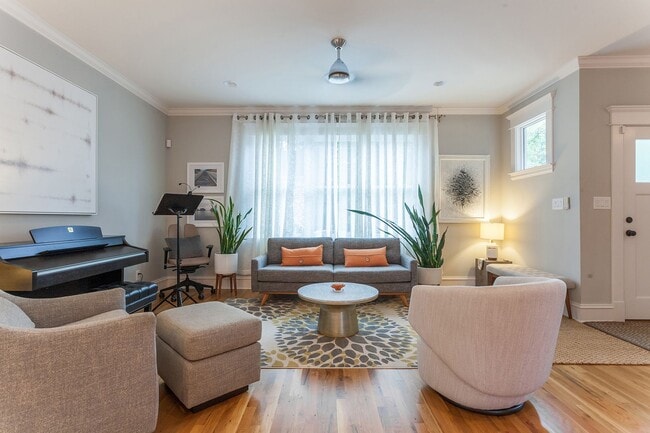 Photo - Gorgeous 3bd/2.5ba Two-Story Home Near Downtown Durham, Incredible Location!