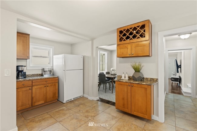 Photo - 8129 9th Ave SW