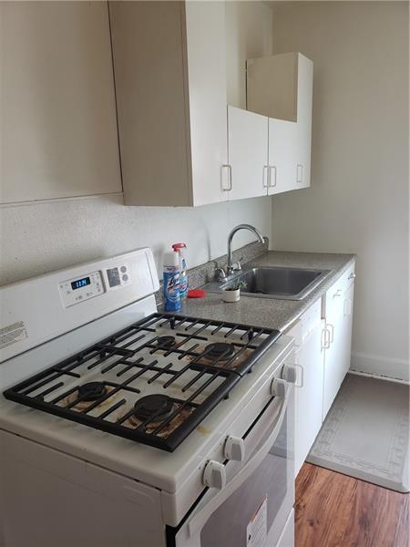 Photo - 350 Coltart Ave