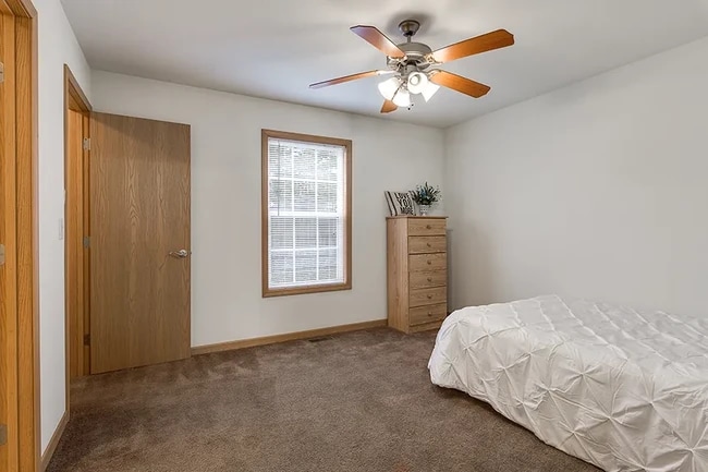 Campus Suites