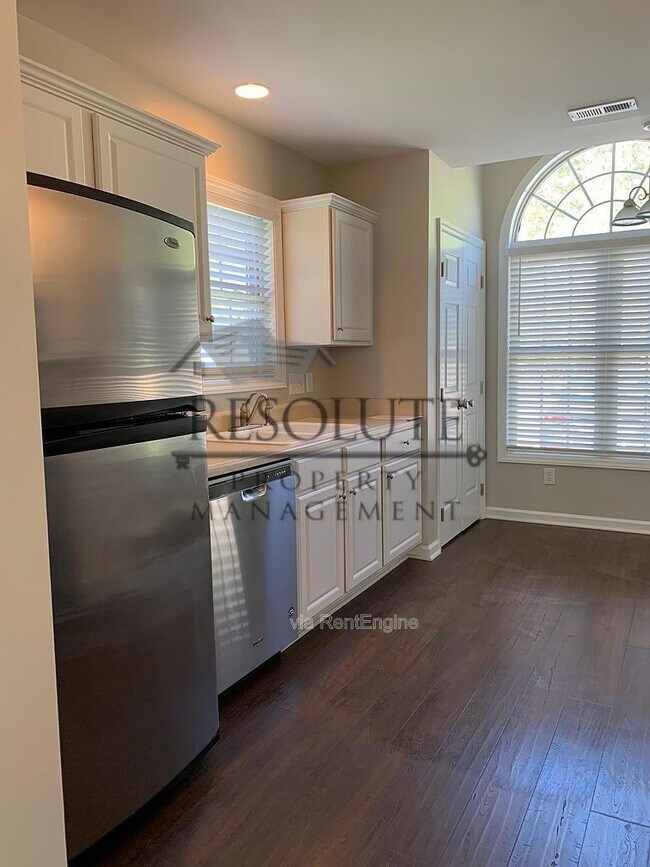 Photo - 209 Harris Rd